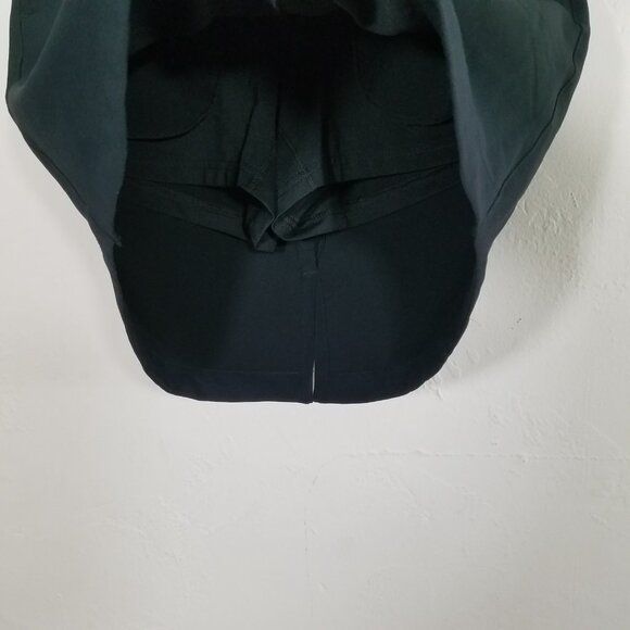 NWT Under Armour Skort Skirts with Pockets Black Size 6 - Picture 3 of 7